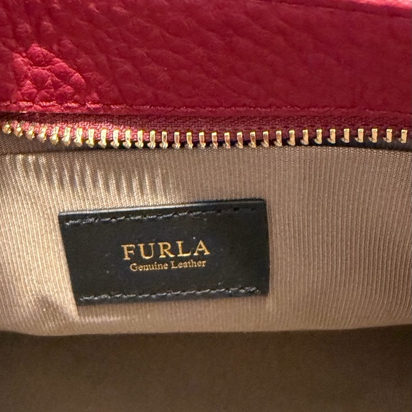 Furla Harper M leather shoulder bag Nirvana double handle Ciliegia - Picture 12 of 17